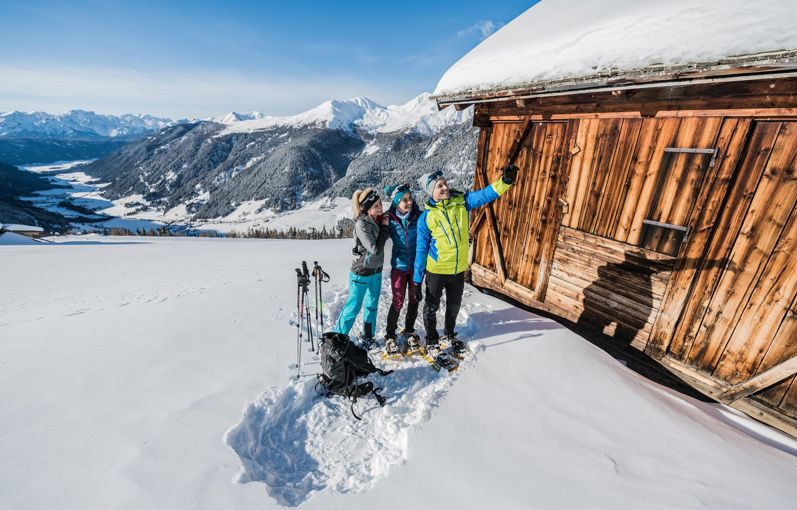 An einer Hütte