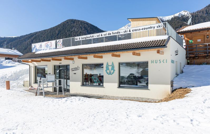 Huski Rent a Ski St. Magdalena