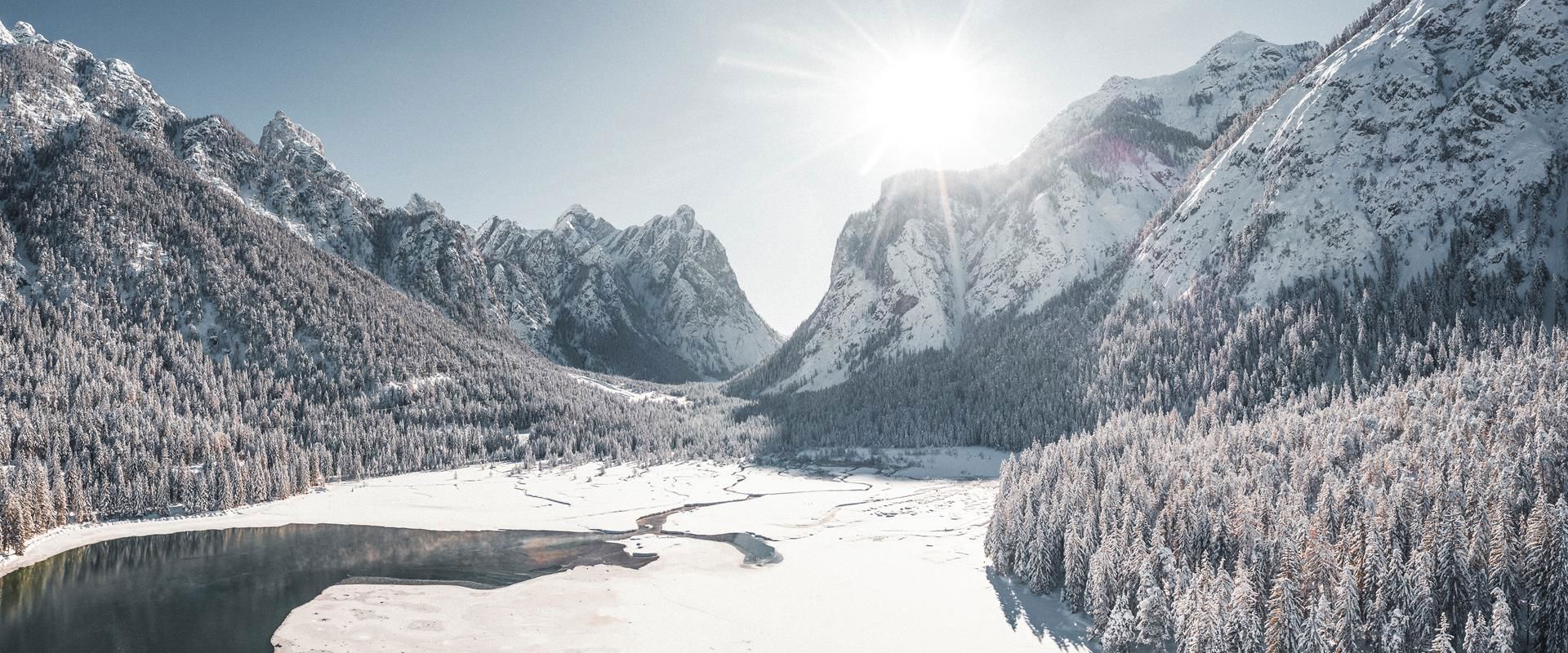 Il Lago di Dobbiaco in inverno