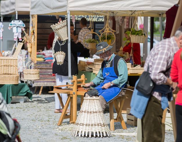 Handwerk auf dem Bauernmarkt